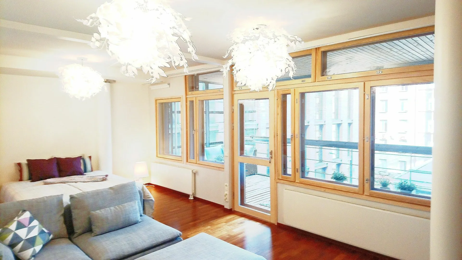 Suberb Location With Silence Apartment Helsinki